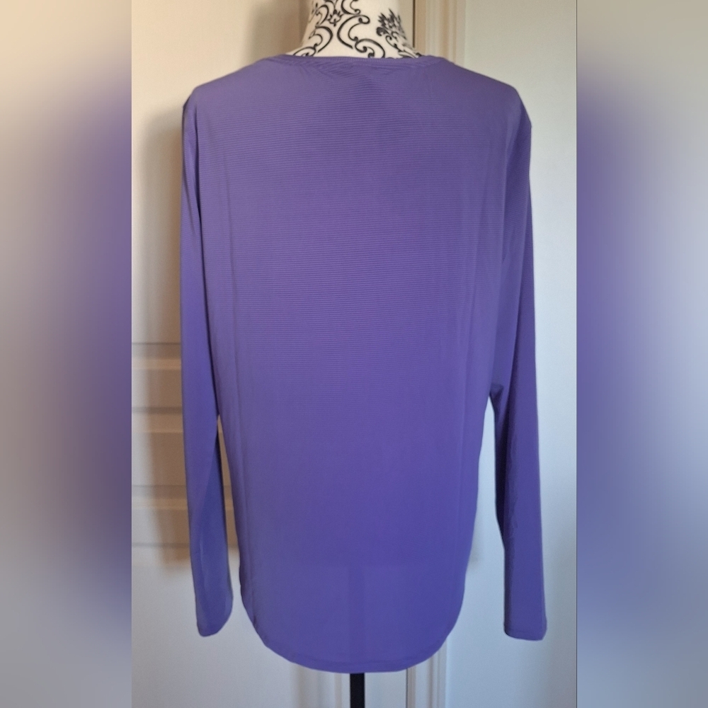 Zyia XXL long sleeve shirt - Picture 3 of 4